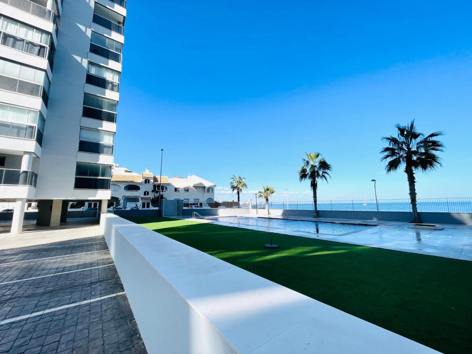 Apartamento En Primera Linea Con Vistas A La Playa Ensenada Del Esparto Del Residencial Vina Del Mar Apartman La Manga del Mar Menor Kültér fotó