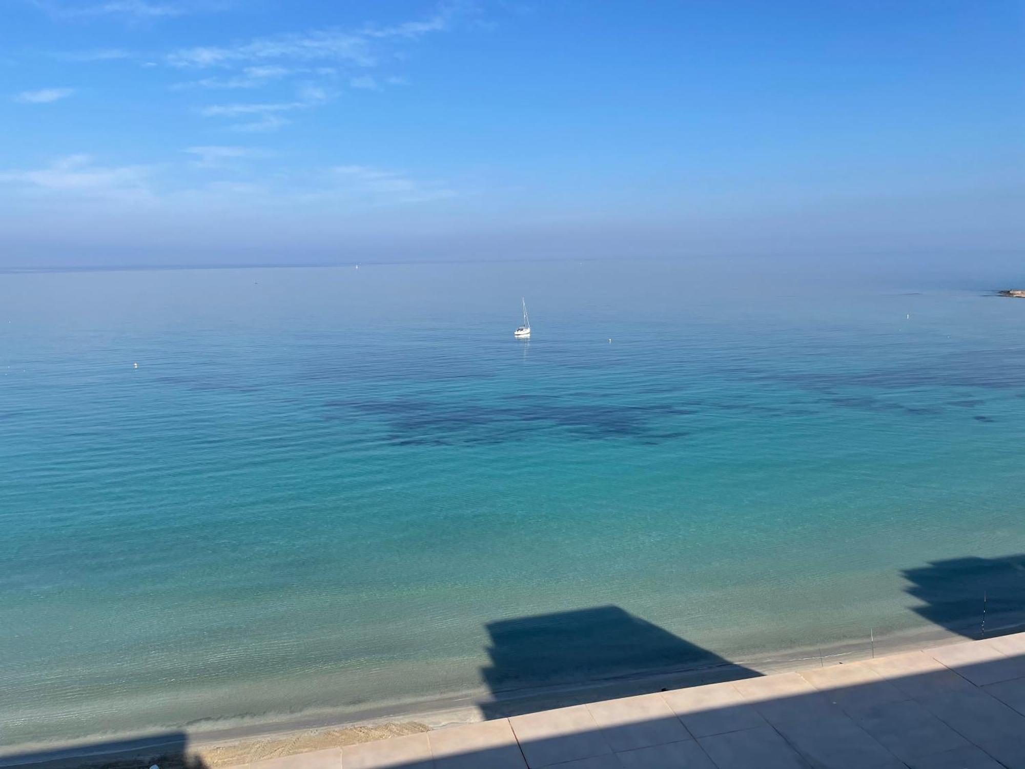 Apartamento En Primera Linea Con Vistas A La Playa Ensenada Del Esparto Del Residencial Vina Del Mar Apartman La Manga del Mar Menor Kültér fotó